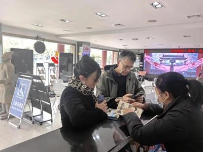 古城温情 西安市旅游信息咨询中心以贴心服务架起中外游客连心桥